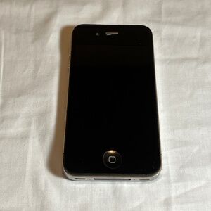 Apple iPhone 4/S Black For Parts only